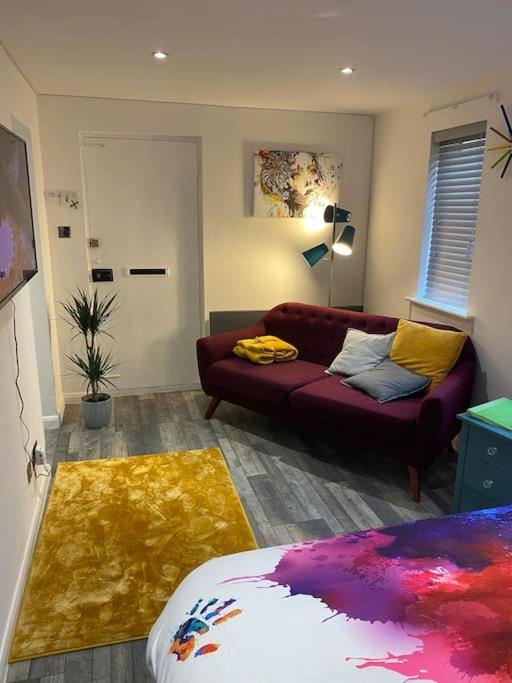 Cosy Studio Apartment Waterlooville Exterior photo